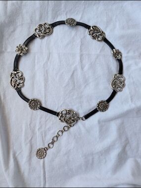 Brighton Silver Floral Medallion & Black Leatherette Concho Belt Vintage 1995